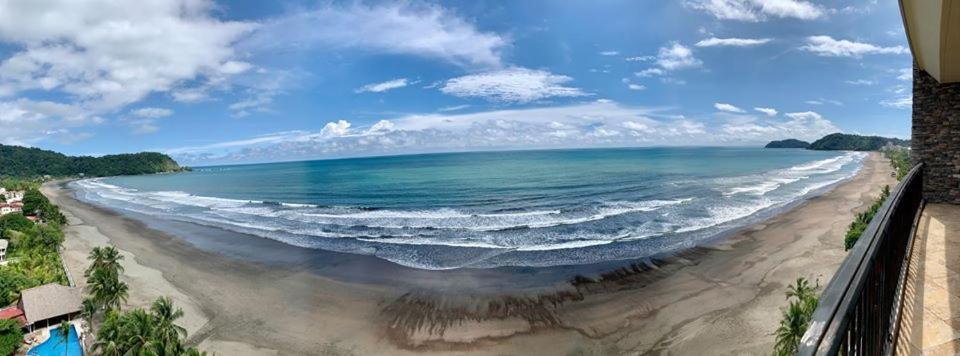 Secretjaco - Luxury Beach Front Penthouse With Pool & Jacuzzi Екстер'єр фото